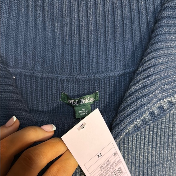 Wild Fable Blue Off-the-Shoulder Sweater with Ribbed Knit - Picture 3 of 6